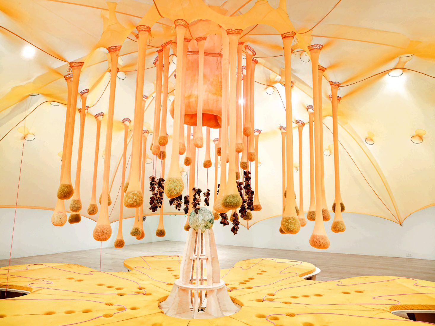 Centre Pompidou Metz Ernesto Neto Flower Crystal Power