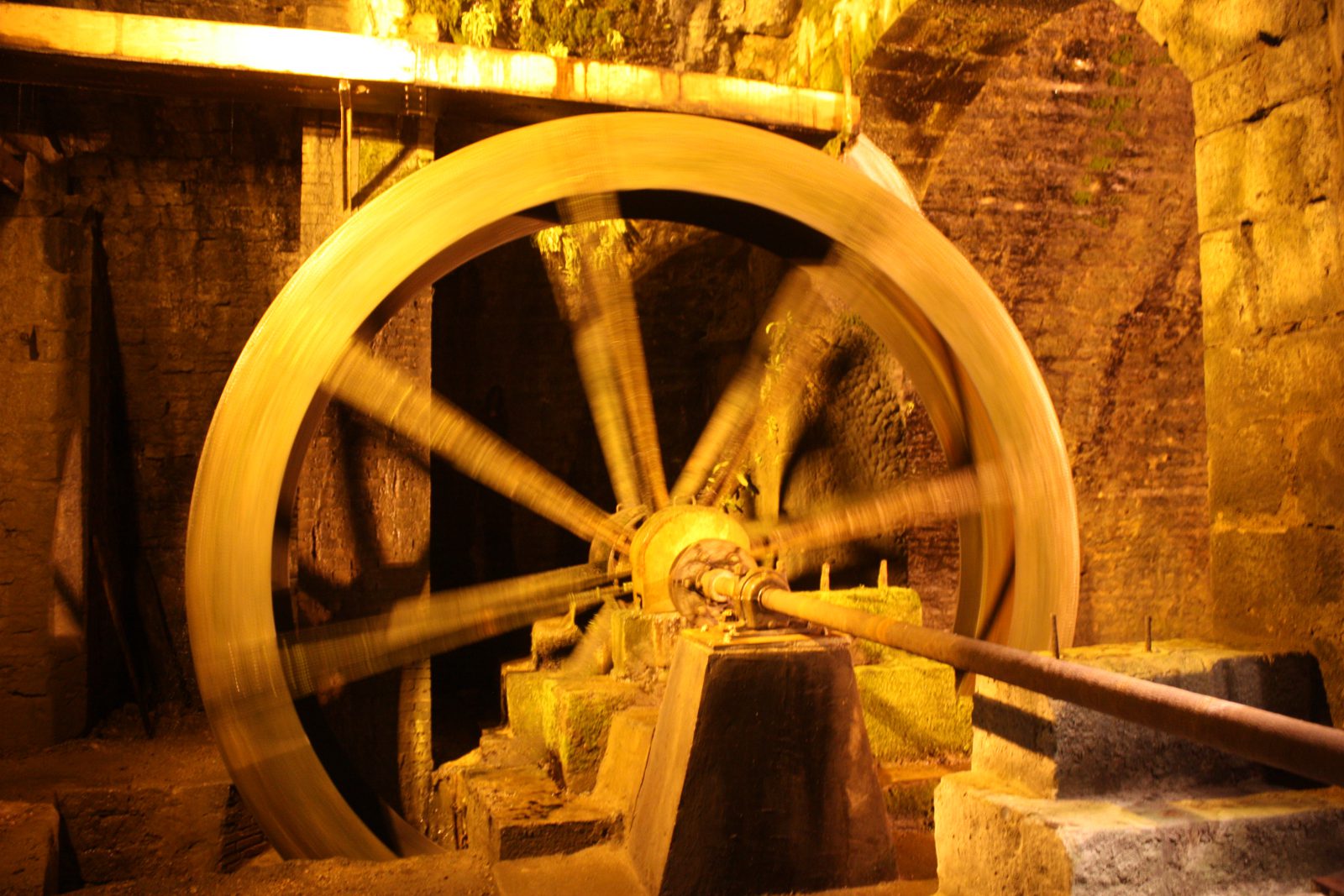 Salins-les-Baisn saline roue