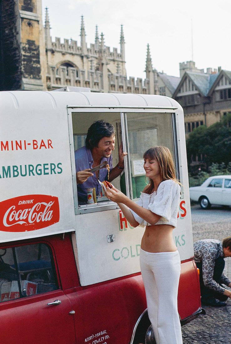 Séance photo à Oxford pour un magazine français - 1969 ©Andrew Birkin